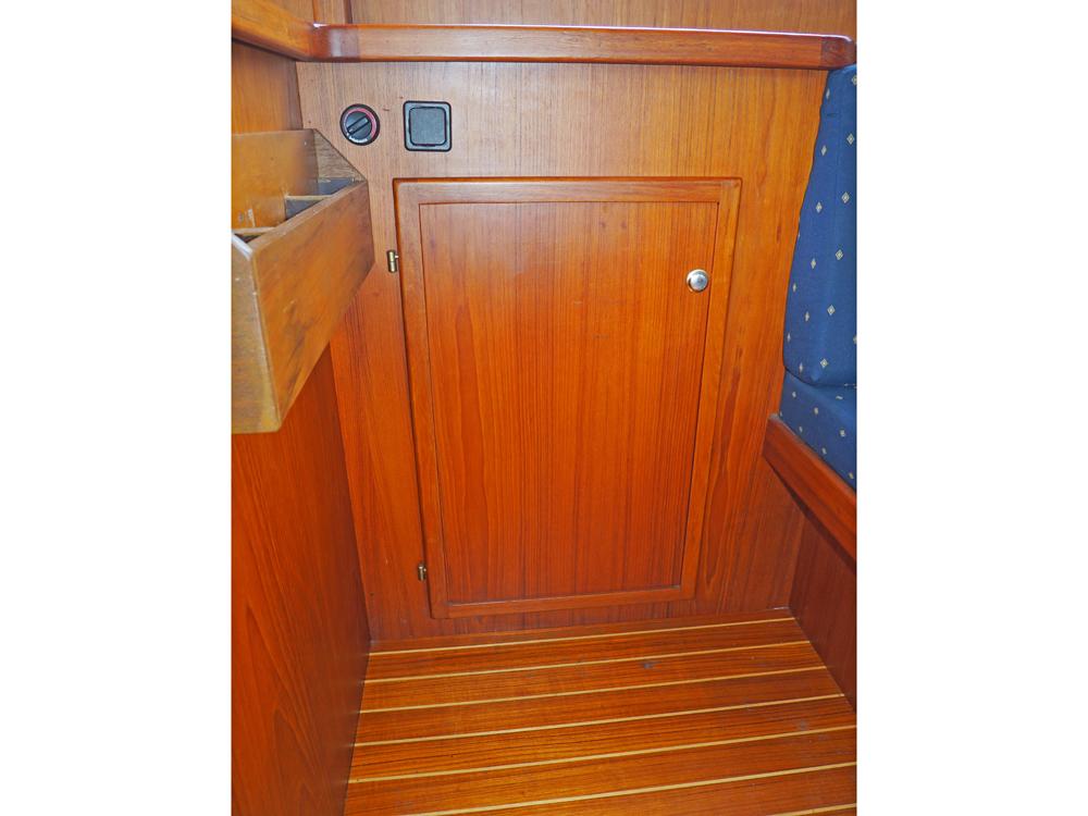 Stuurhuis, Accommodatie